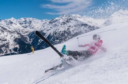Dramatisches Musical "Gwyneth Goes Skiing" feiert Londoner (Foto: AdobeStock 288358501  Jan)