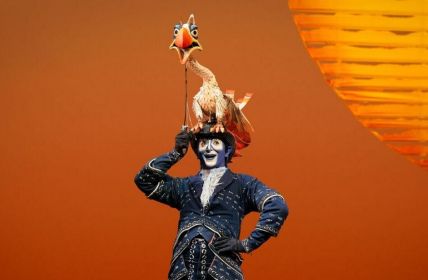 Joachim Benoit: Rekord als Zazu - 8.500 Vorstellungen! (Foto: Morris Mac Matzen)
